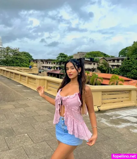 Shubhna Agarwal OnlyFans Thumbnail #rJawvtWbMk