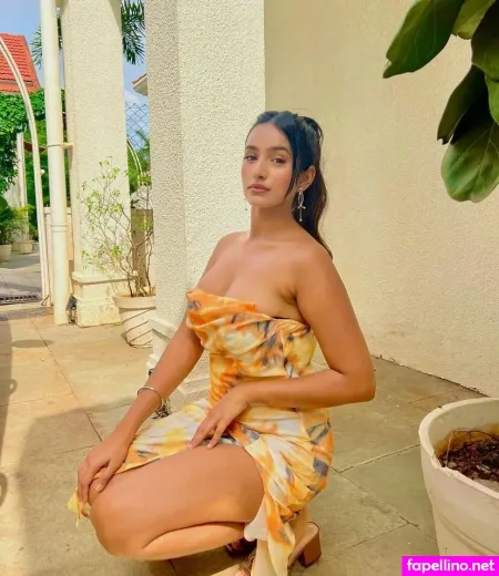 Shubhna Agarwal OnlyFans Thumbnail #rtPuOXhmDw