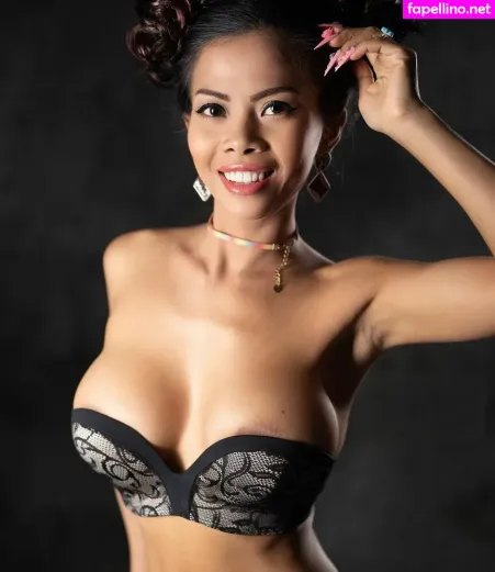 Shuggatrix OnlyFans Thumbnail #OqNnzyKF7x