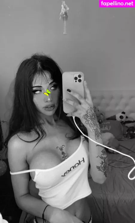 Shunli Mei 1 OnlyFans Thumbnail #gY8i3jV3b6