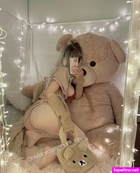 Shunlimei OnlyFans Thumbnail #26MFq2XwP2