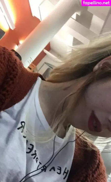 Shutterfae OnlyFans Thumbnail #DYBOHoEV9R