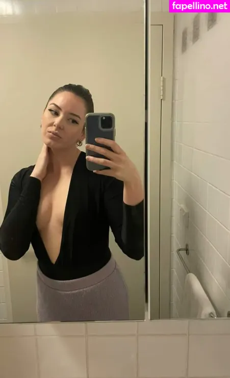 Shutupmichaelaa OnlyFans Thumbnail #SbrrFube8q