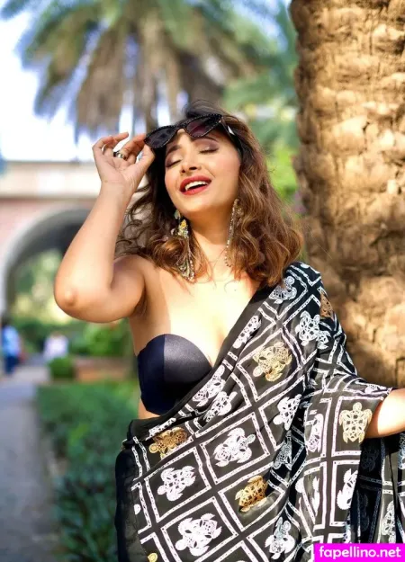 Shweta Basu Prasad OnlyFans Thumbnail #YgCQBaOT2A