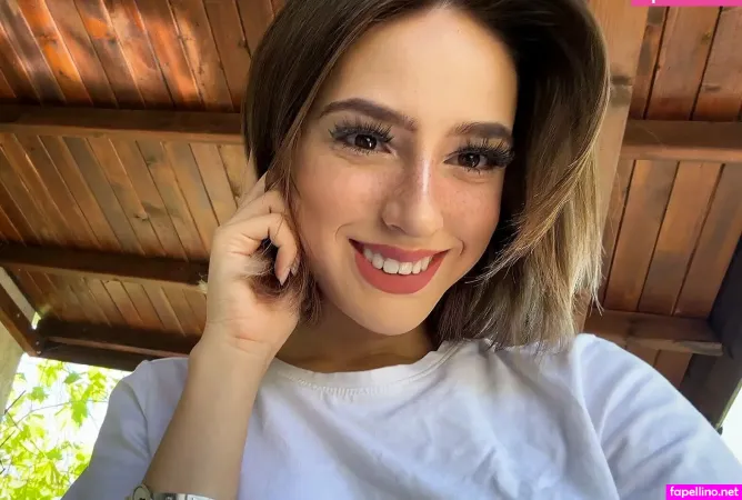 Shy Amelia OnlyFans Thumbnail #I6swDIHFWh