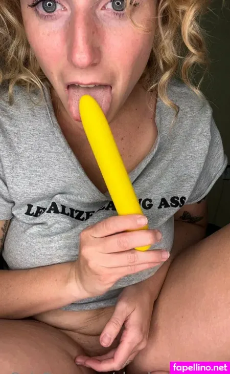 Shy Butterfly22 OnlyFans Thumbnail #xyXWPAarbU