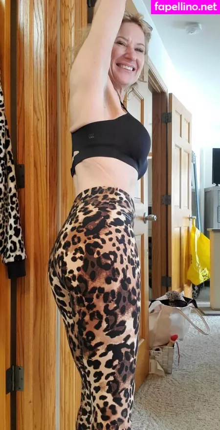 Shy Kitty OnlyFans Thumbnail #W5YBbxaNyV