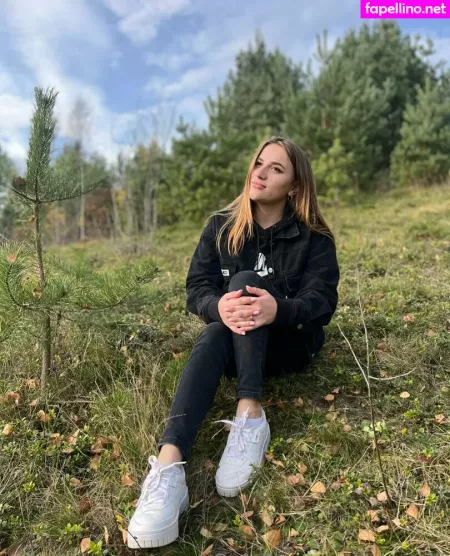 Shy Lilli OnlyFans Thumbnail #4gLNbtGnYP