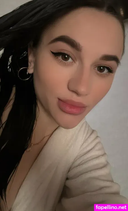 Shy Liya OnlyFans Thumbnail #STL4NHMqqS