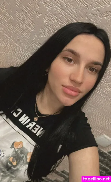 Shy Liya OnlyFans Thumbnail #WGtyiqInu9