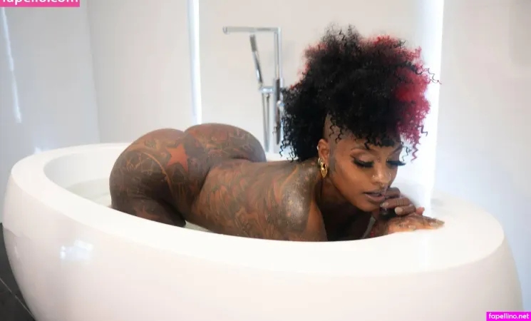 Shy Not Shy OnlyFans Thumbnail #XwckyKQSGj