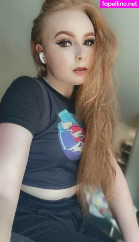 Shy Trans Free OnlyFans Thumbnail #TmtRwM83mj