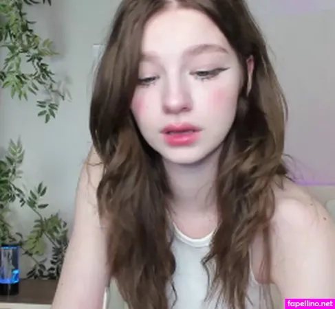 Shycinderella OnlyFans Thumbnail #kez8sFaga5