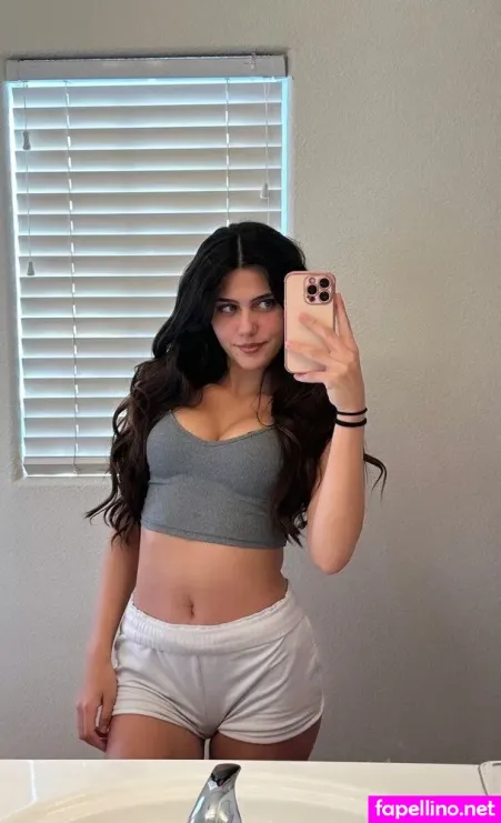 Shye Lilly OnlyFans Thumbnail #AbuiXWzeYX