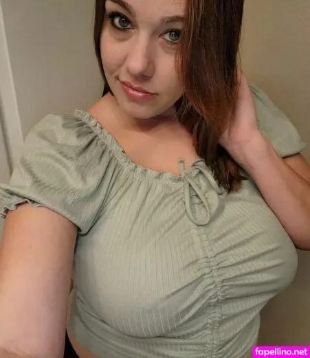 Shygirl702lv OnlyFans Thumbnail #R4K7V6zlSs
