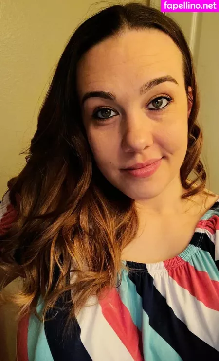 Shygirl702lvfree OnlyFans Thumbnail #HYMliqZQ6m
