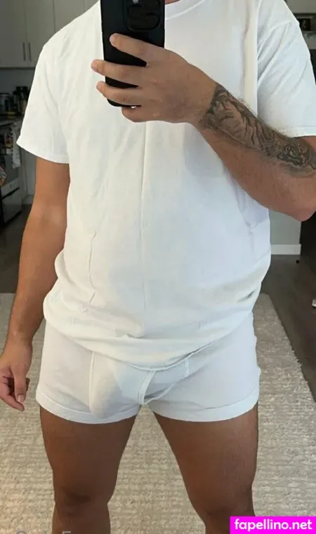 Shyguychrisxx OnlyFans Thumbnail #9hCAKoy8Hq