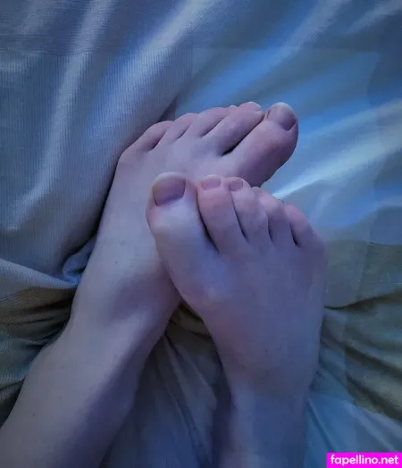 Shyliltoes OnlyFans Thumbnail #uC8j4PaGER