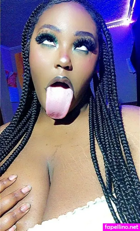Shyzsin OnlyFans Thumbnail #QmibIuJniO