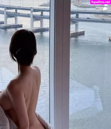 Si Young OnlyFans Thumbnail #FIC6FUKfo8