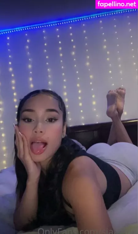 Sia Asmr OnlyFans Thumbnail #4f2neW9xeR