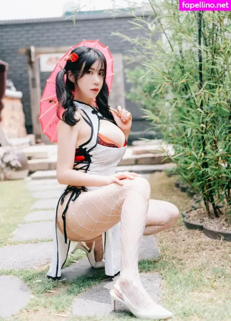 Sia S2 20 OnlyFans Thumbnail #R8D6ik7gCK