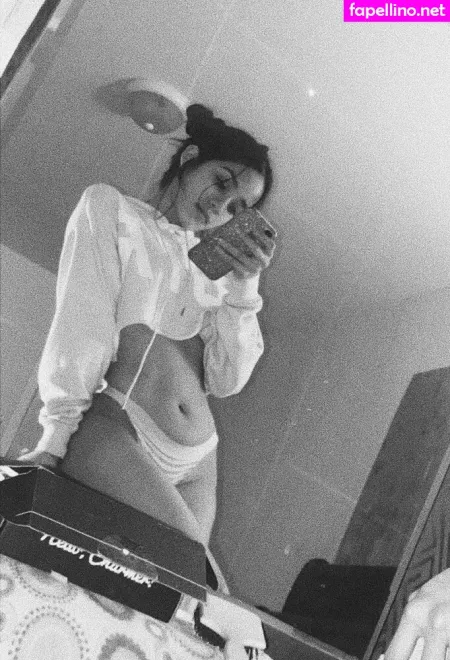 Siaasmr OnlyFans Thumbnail #nNPZxPkQu1