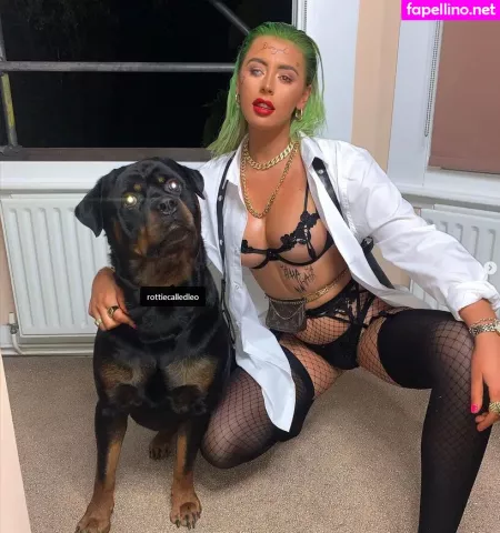 Sian Owen OnlyFans Thumbnail #wACTpHWBnF