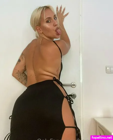 Sianaanaom OnlyFans Thumbnail #7RTpvjSuh0