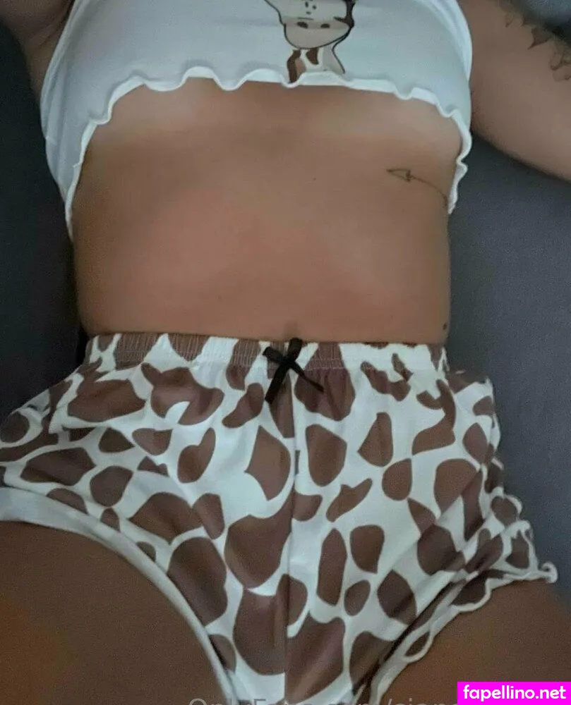 omg_itsyanaa, sianaanaom Nude Leaked OnlyFans Photo #9EM7n8J3o2