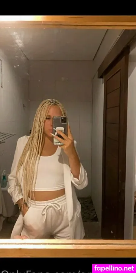 Sianaanaom OnlyFans Thumbnail #MOk1xU9oHW