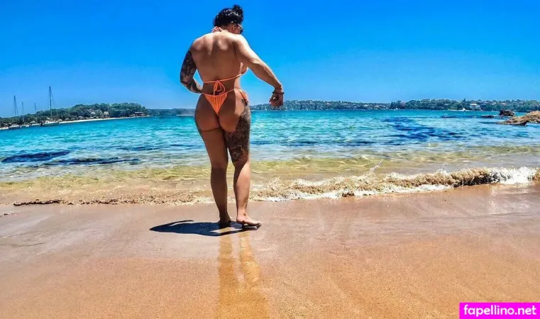 Siara Dianda OnlyFans Thumbnail #WvOLbFj3Us