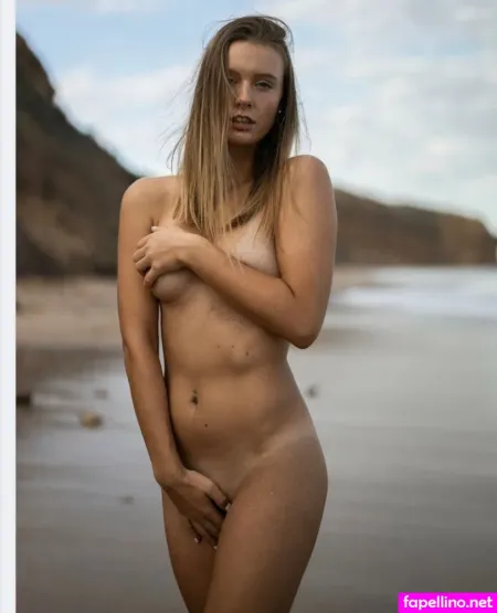 Sidneyann 1 OnlyFans Thumbnail #IxvvU3aXBX