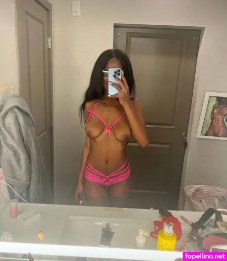 Sien Main Profile Photo