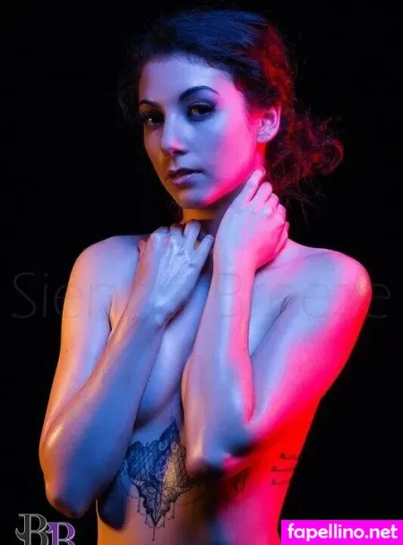 Sienna Breeze OnlyFans Thumbnail #ShkvZdKk3n