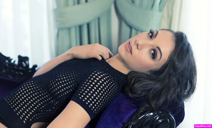 Sienna Breeze OnlyFans Thumbnail #lMGApiUKin