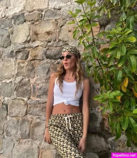 Sienna Gruss OnlyFans Thumbnail #YKDRndOc8x