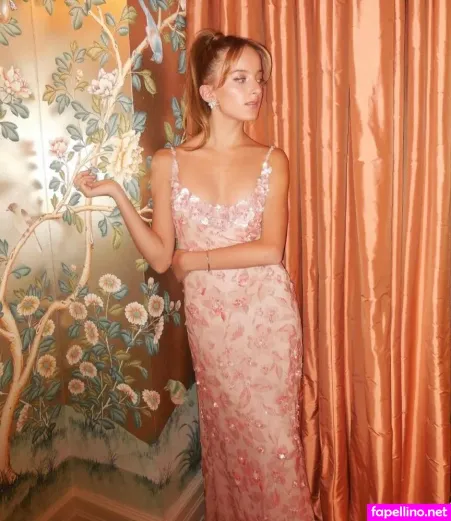 Sienna Gruss OnlyFans Thumbnail #lLNrVVTwAK