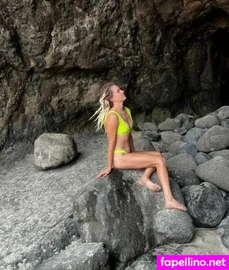 Sienna June OnlyFans Thumbnail #GJVsVfNil4