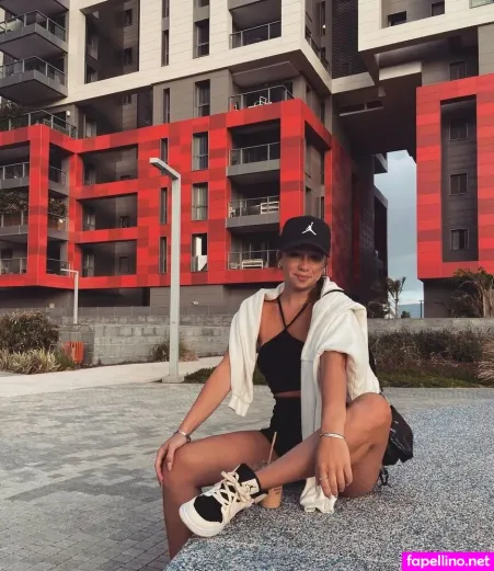 Sienna Labe OnlyFans Thumbnail #BH3oRK8GRe