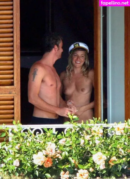 Sienna Miller OnlyFans Thumbnail #mWDyN9psST