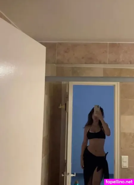 Sienna Rlv OnlyFans Thumbnail #FshHUXMRzK