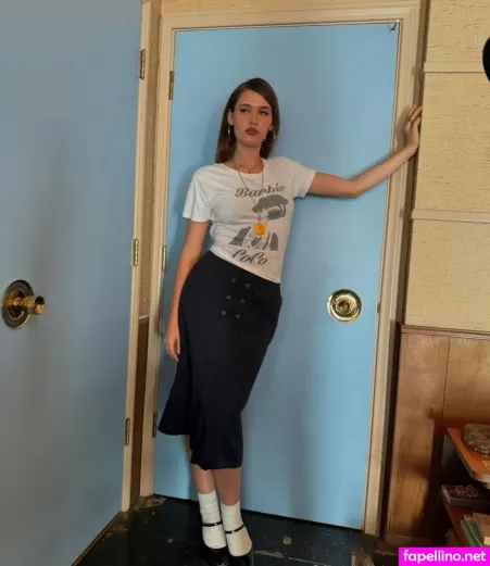 Sienna Spiro OnlyFans Thumbnail #LA0yiq7bUf