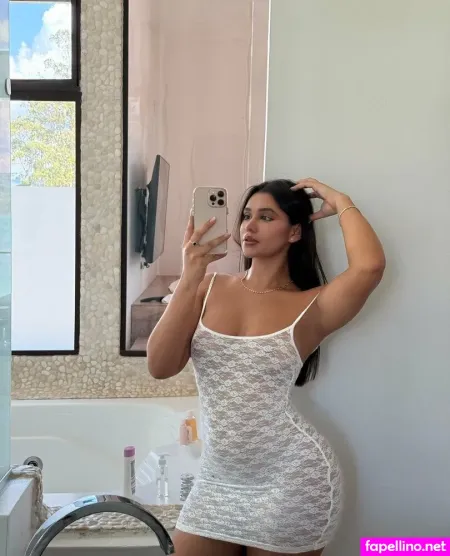 Siennafree OnlyFans Thumbnail #lAjvWjQ6tI