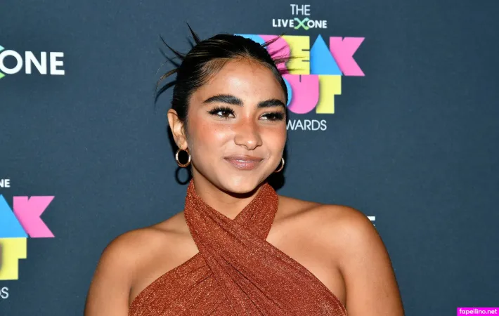 Siennamaegomez OnlyFans Thumbnail #UtgMql6e5F