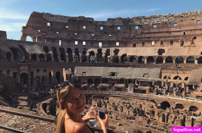 Sierra Bate OnlyFans Thumbnail #D9HQtKCMir