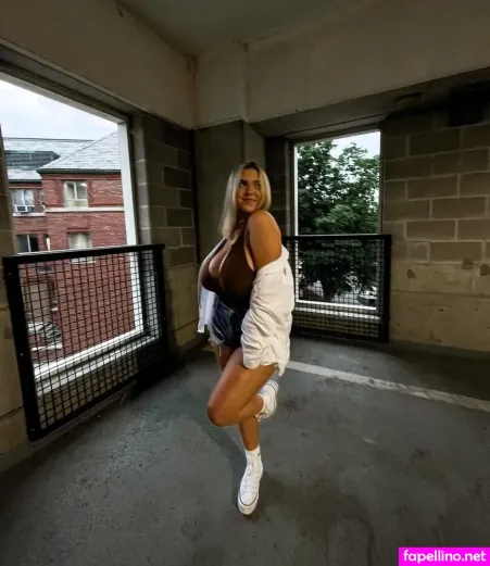 Sierra Bellingar Sierrahp2 OnlyFans Thumbnail #C9DUzLidDK