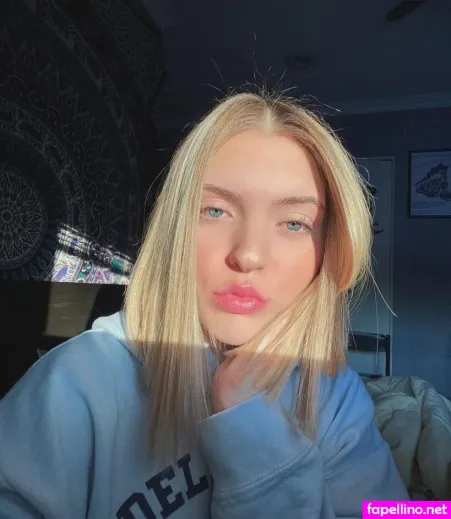Sierra Bellingar Sierrahp2 OnlyFans Thumbnail #m0DisW6xQ8