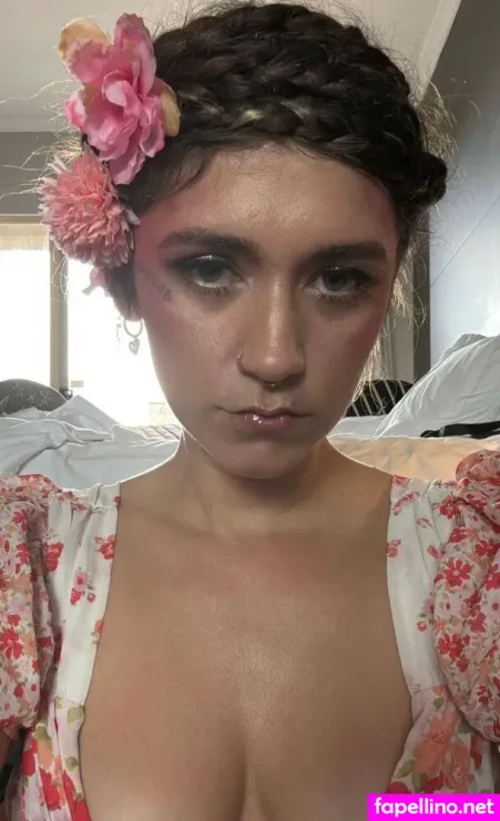 Sierra Ferrell OnlyFans Thumbnail #fxk2j57IoR