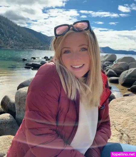 Sierra Kanouse OnlyFans Thumbnail #wqyQNkkybg